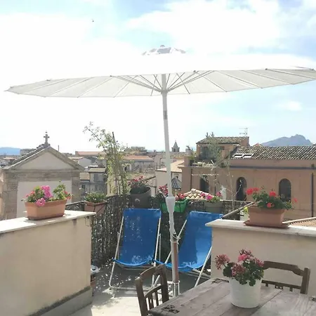 Apartment Rooftop Garden Vucciria