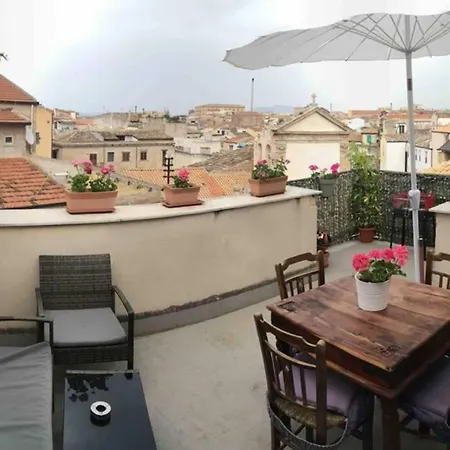 Apartment Rooftop Garden Vucciria *