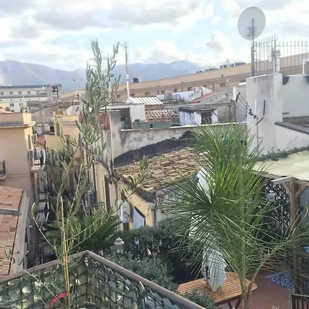 Rooftop Garden Vucciria * Palermo